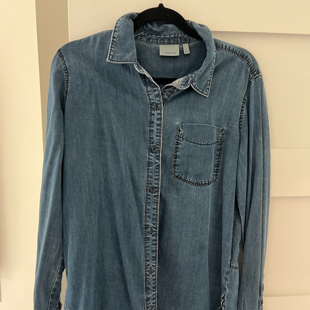 Athleta brand soft demin style button down